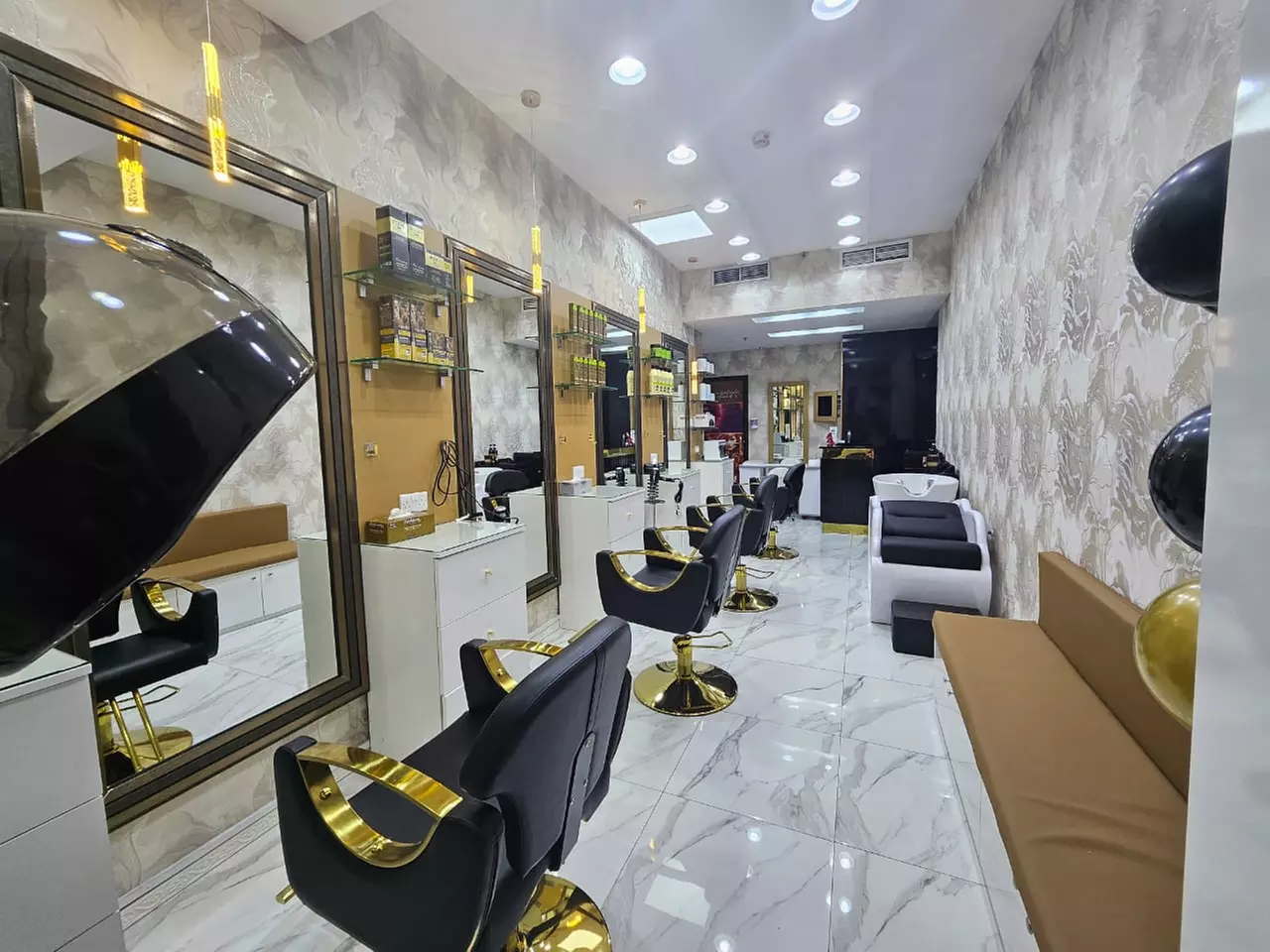 Enhance Your Style: Keratin Treatment with Optional Hair Color