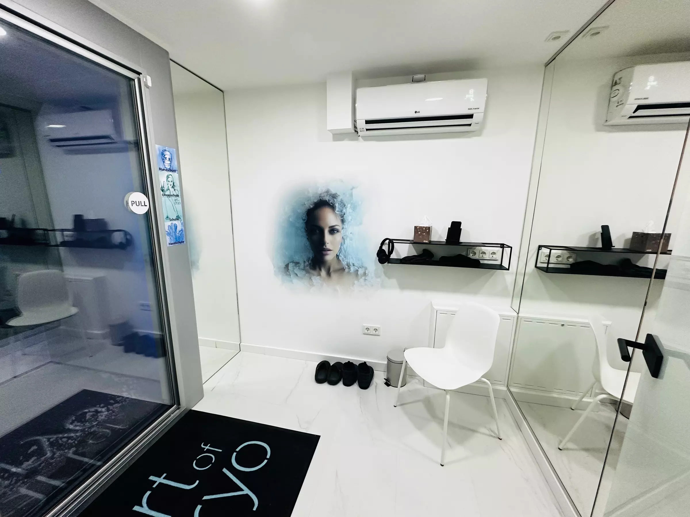 Kältekammer-Anwendung bei CryoCenter Pulheim