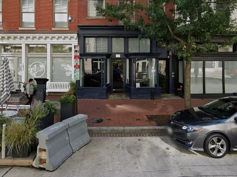 Parking at Kinship and Metier Street Parking- Valet