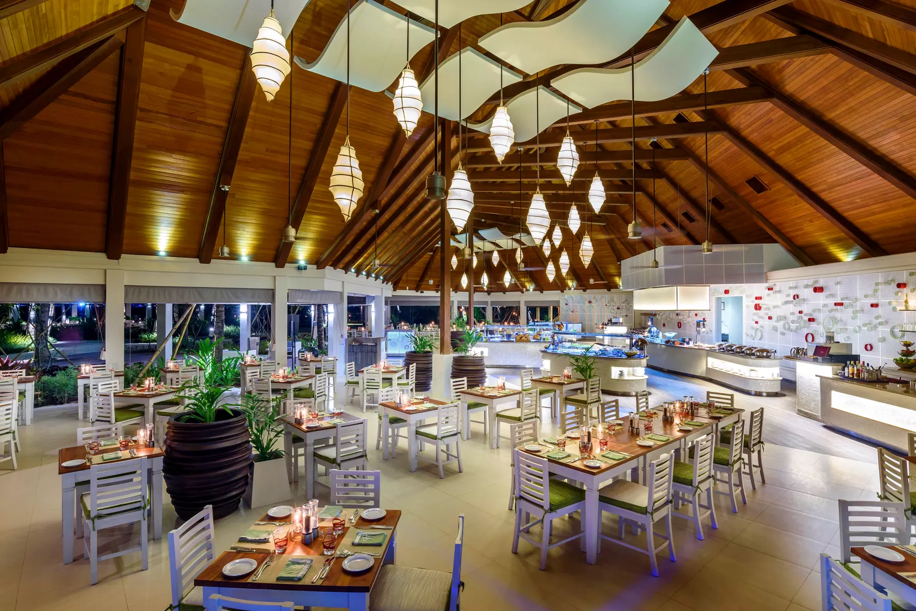 ✈ MALDIVE | Atollo di Malé Nord - Kurumba Maldives 5*, 5 notti - Spa