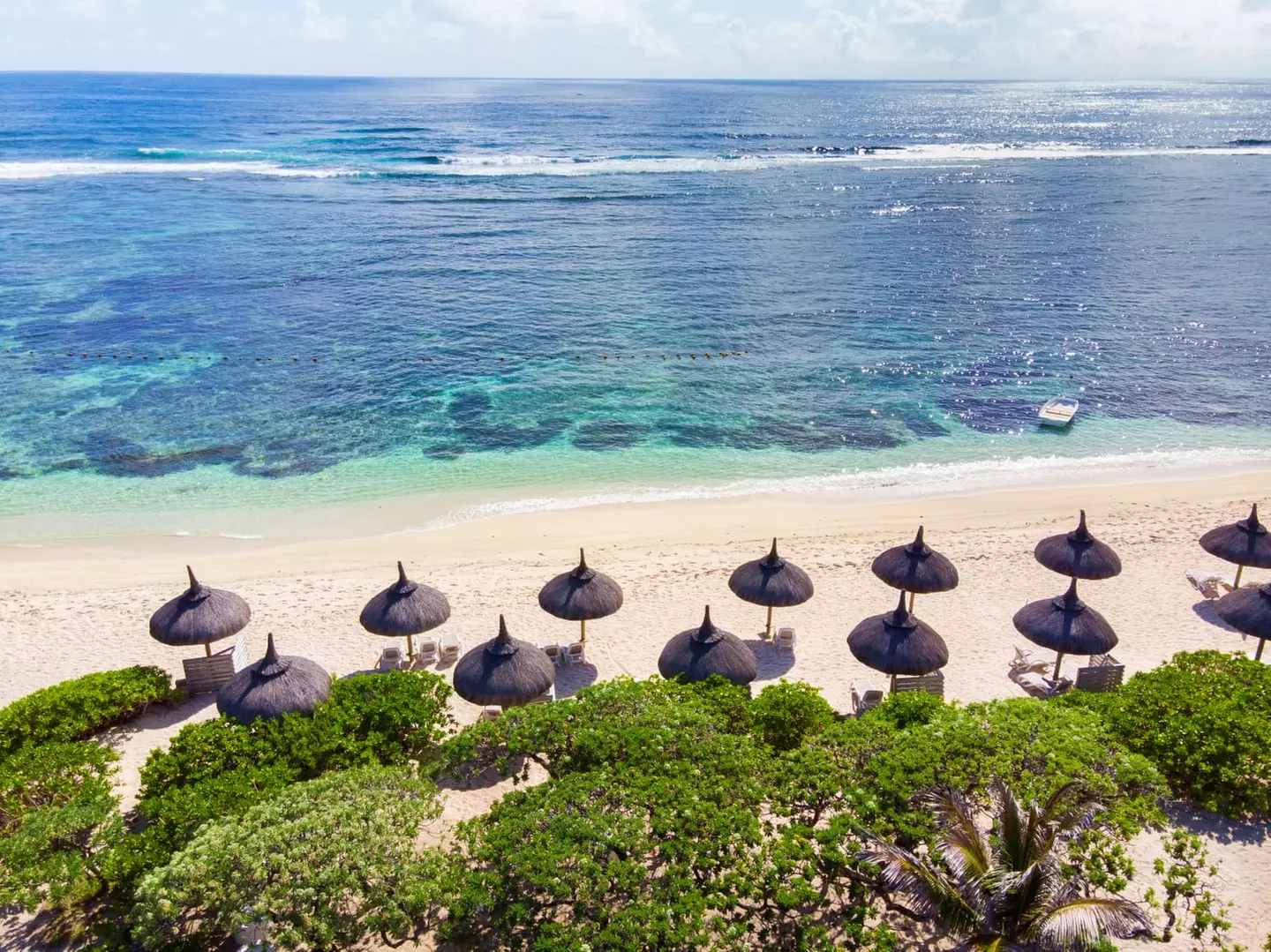 ✈ MAURITIUS | Poste Lafayette - Radisson Blu Poste Lafayette Resort...