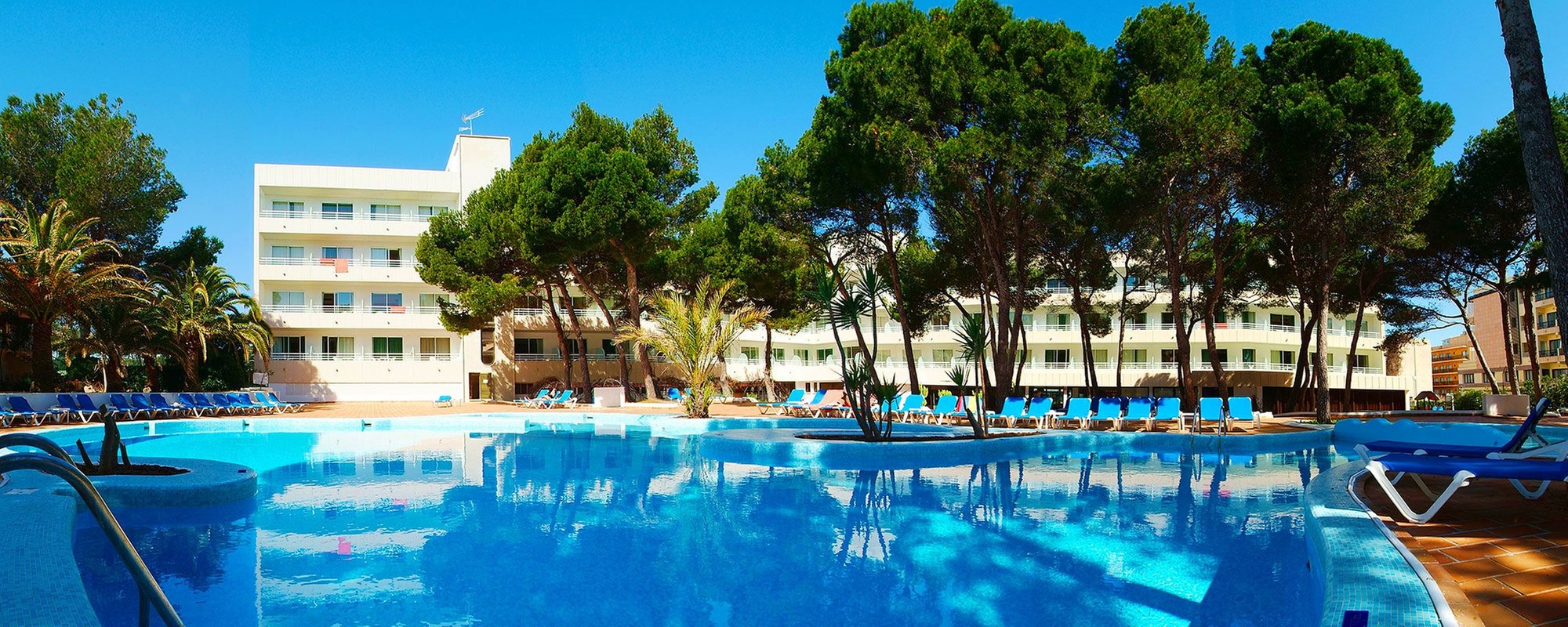 ✈ MAJORQUE | Cala Ratjada - Hotel & Spa S'entrador Playa 4*, 3 nuit...