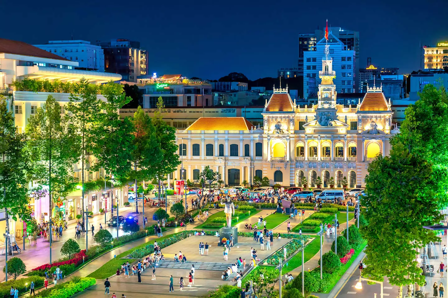 ✈ VIETNAM | Von Ho Chi Minh nach Hanoi - Südvietnam und paradiesisc...
