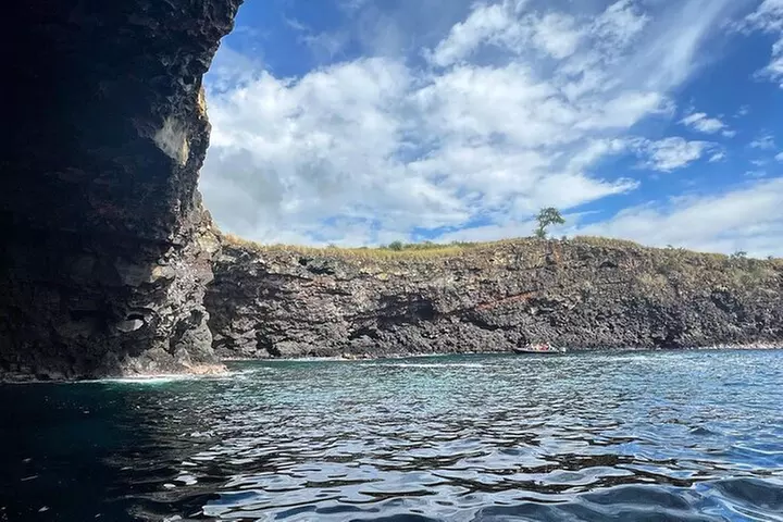 Kealakekua Bay Snorkeling Tour - 4 hour Kona Zodiac Adventure