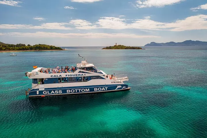Paseo panorámico en barco por Mallorca hasta la playa de Formentor