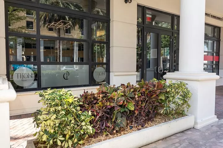 Miami Perfume Making Experience - Fragrance Workshop 90 Minutes