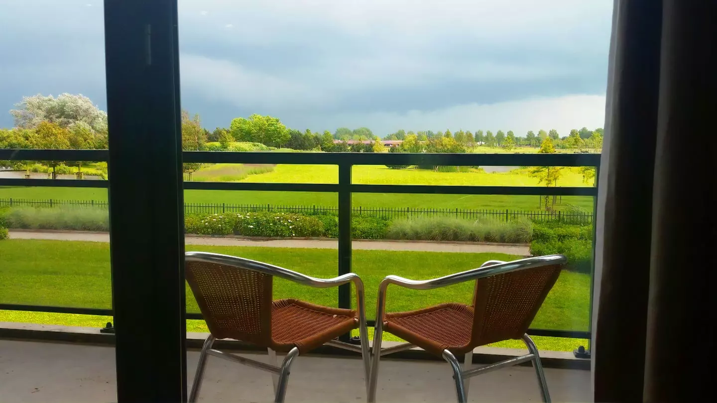 ✈ NIEDERLANDE | Amsterdam - Van Der Valk A4 Schiphol 4*, 2 Nächte -...