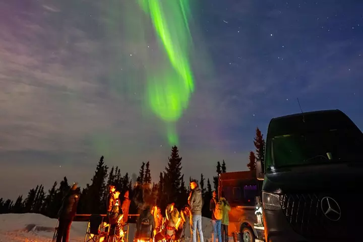 SkyChase™ Private Northern Lights Experience – Luxury Aurora Tour