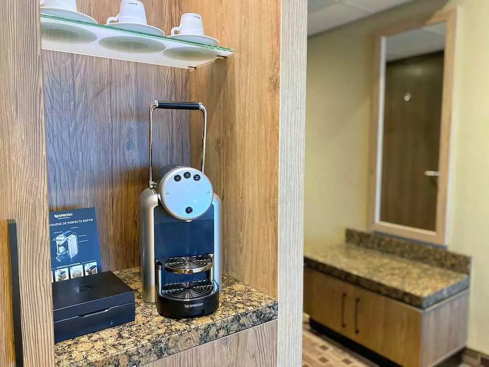 ✈ NIEDERLANDE | Amsterdam - XO Hotels Blue Tower 4*, 2 Nächte - Sta...