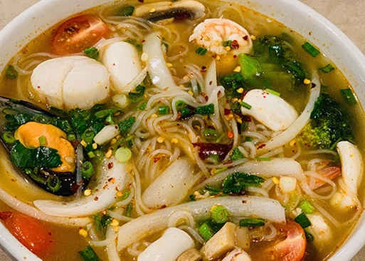 5% Cash Back at Dancing Crab Noodle House