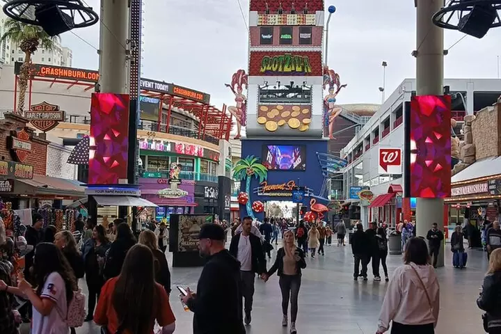 Fremont Street Experience Guided Walking Tour in Las Vegas