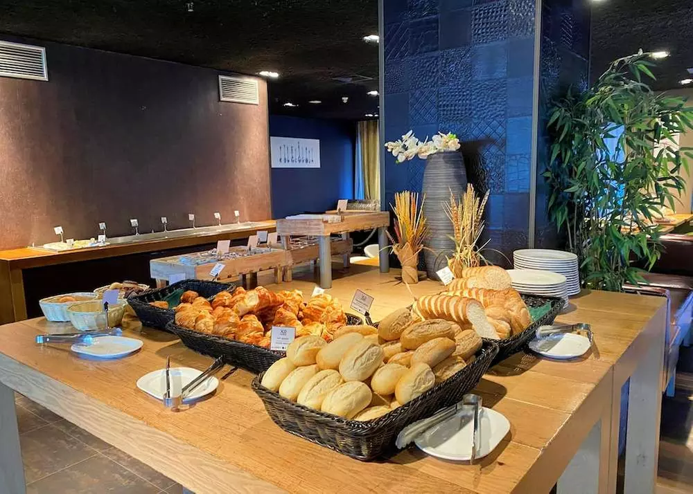 ✈ NIEDERLANDE | Amsterdam - XO Hotels Blue Tower 4*, 2 Nächte - Sta...