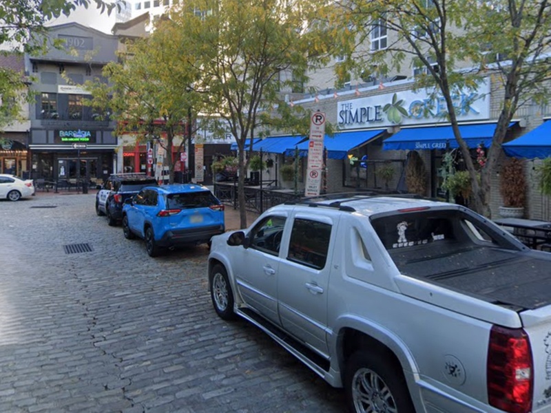 Parking at Market Square Valet- 8 Market Square St.