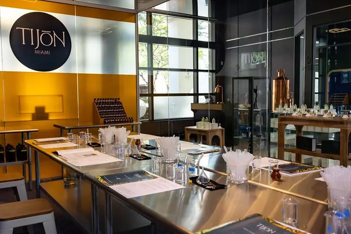 Miami Perfume Making Experience - Fragrance Workshop 90 Minutes