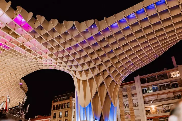 Tour de la Sevilla Paranormal y Misteriosa (grupos pequeños)