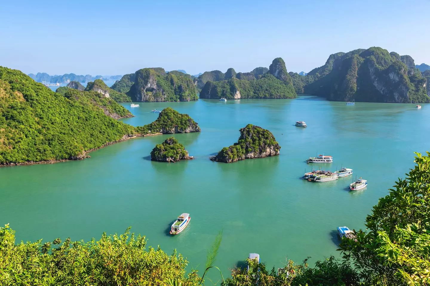 ✈ VIETNAM | Von Ho Chi Minh nach Hanoi - Südvietnam und paradiesisc...