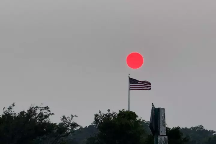 Wrightsville Beach Sunset Dolphin Tour