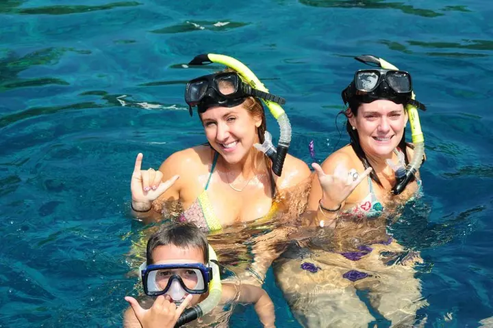 Kealakekua Bay Snorkeling Tour - 4 hour Kona Zodiac Adventure