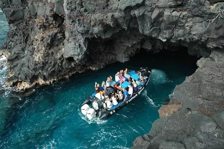 Kealakekua Bay Snorkeling Tour - 4 hour Kona Zodiac Adventure