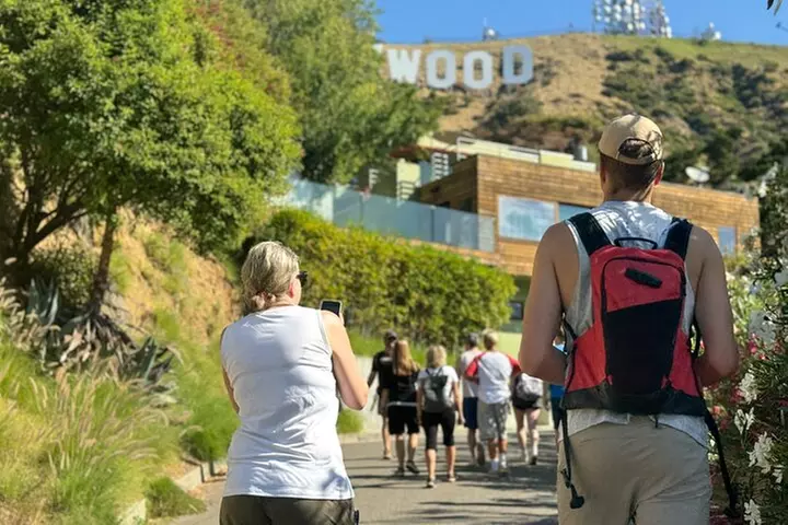 Los Angeles Original 90-Minute Walking Tour to The Hollywood Sign