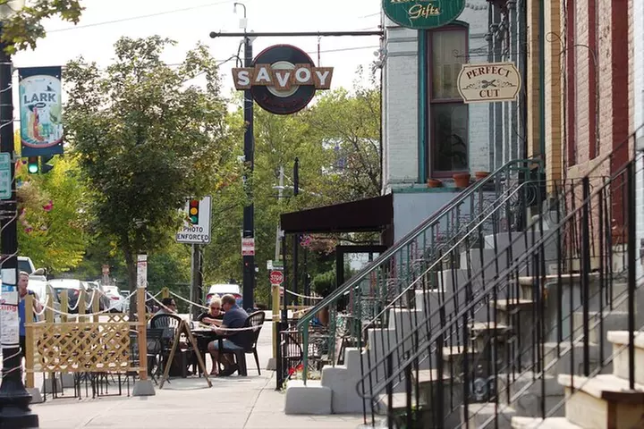 Astounding Bar Hunt: Albany's Abuzz