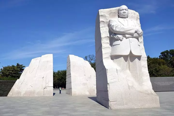 Top Tidal Basin Explorer of Thomas Jefferson FDR & MLK Memorials