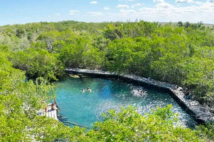 Holbox adventure and Pasion Island Cenote