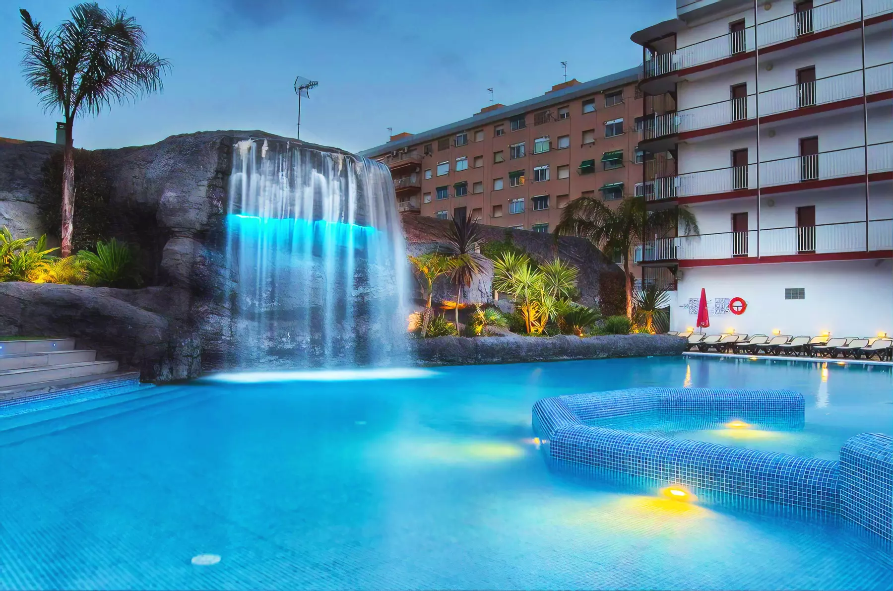 ✈ COSTA BARCELONA | Malgrat de Mar - Hôtel Papi Blau 4*, 3 nuit - I...