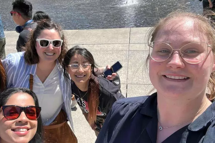 Astounding Bar Hunt: Albany's Abuzz