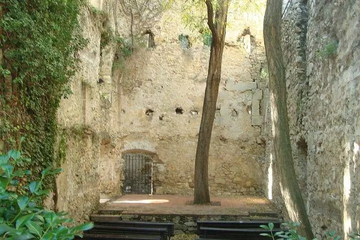 Girona Tour Historia y Leyendas Grupo pequeño desde Girona