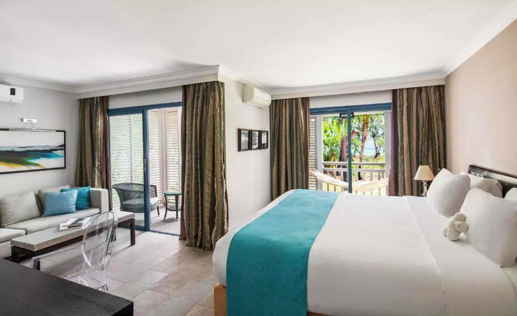 ✈ RIUNIONE | Saint-Gilles - LUX* Saint Gilles 5*, 4 notti - Premium