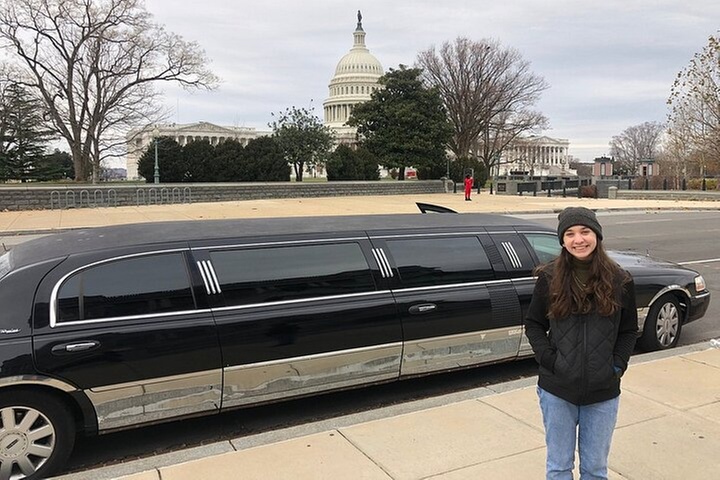 Stretch Limo Private Day & Night Custom Tours of Washington DC