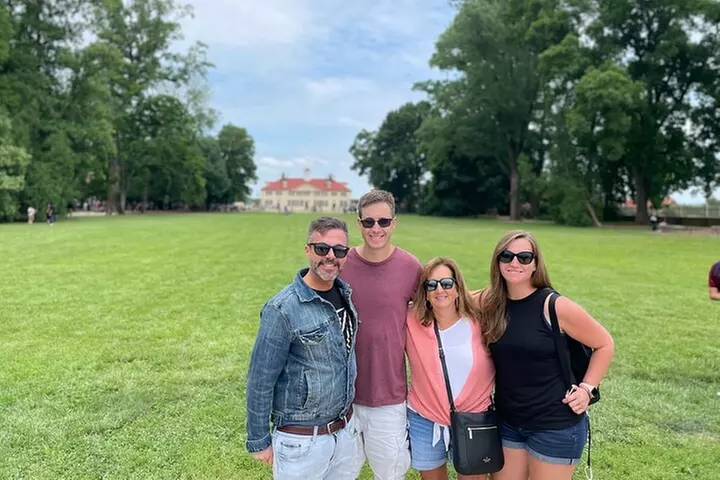 Private & Custom Guided City Tour of Washington DC