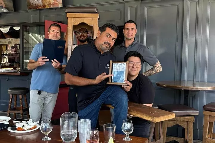 Awesome Bar Crawl: Fantastic Fun in Fayetteville