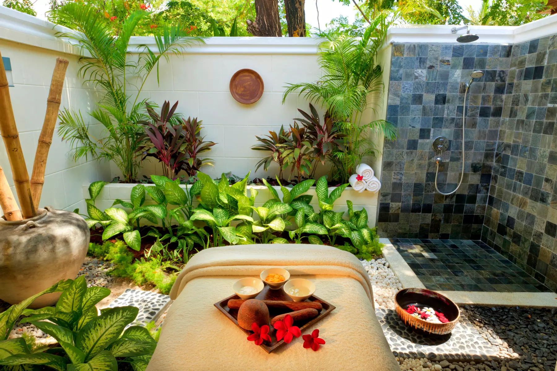 ✈ MALDIVE | Atollo di Malé Nord - Kurumba Maldives 5*, 5 notti - Spa