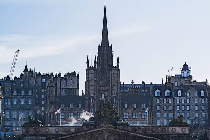Edinburgh Ghost Tour: Mysteries, Legends and Murders