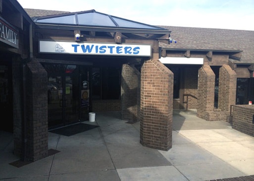 5% Cash Back at Twisters Grill & Bar