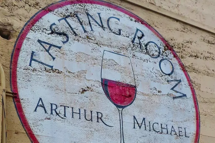 A Highway 49 Drive: A Self-Guided Audio Tour from Angels Camp to Ja...