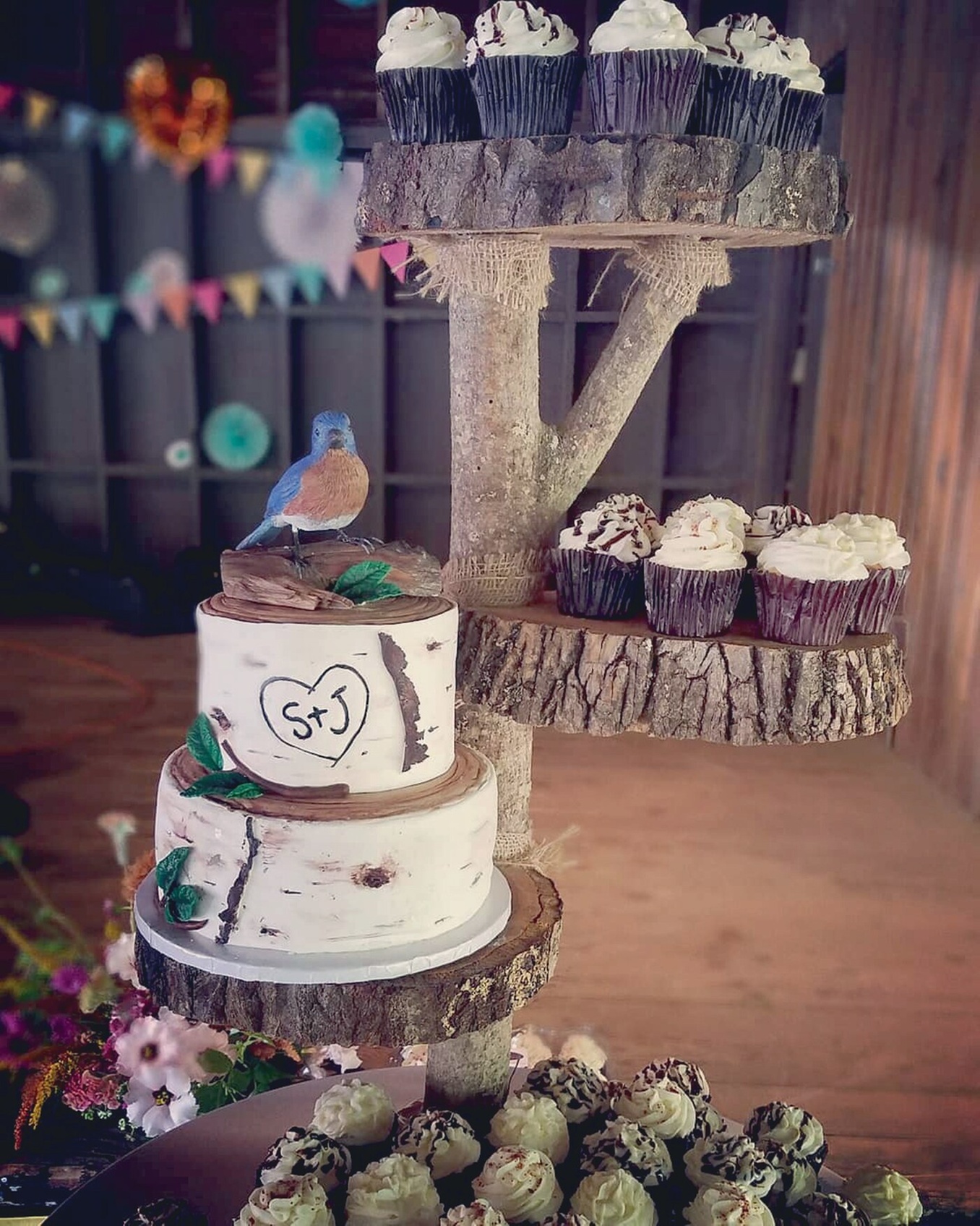 $10 For $20 Worth Of Cupcakes, Cakes & More