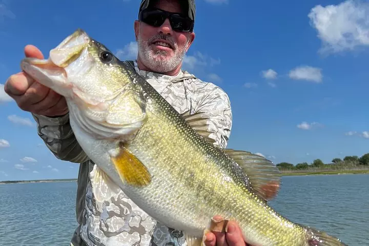 Guided Fishing Trip on Canyon Lake
