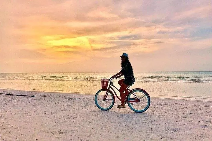 Holbox adventure and Pasion Island Cenote