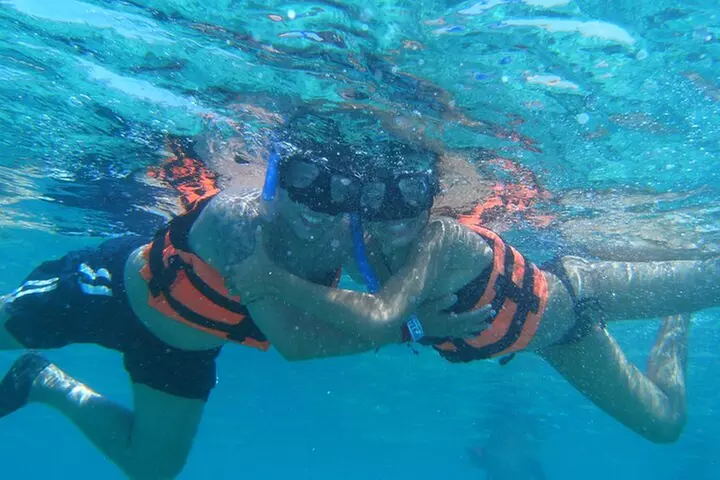 Isla Mujeres Catamaran Beach Tour