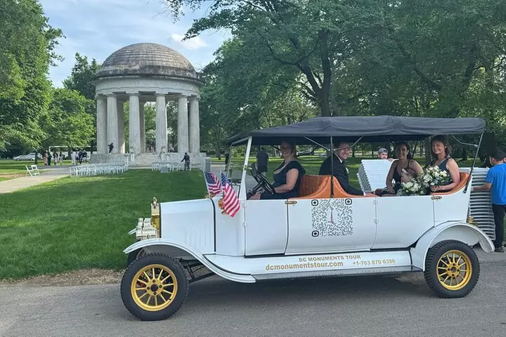 Private 7-Seater Tour of Washington D.C. Memorials day and night