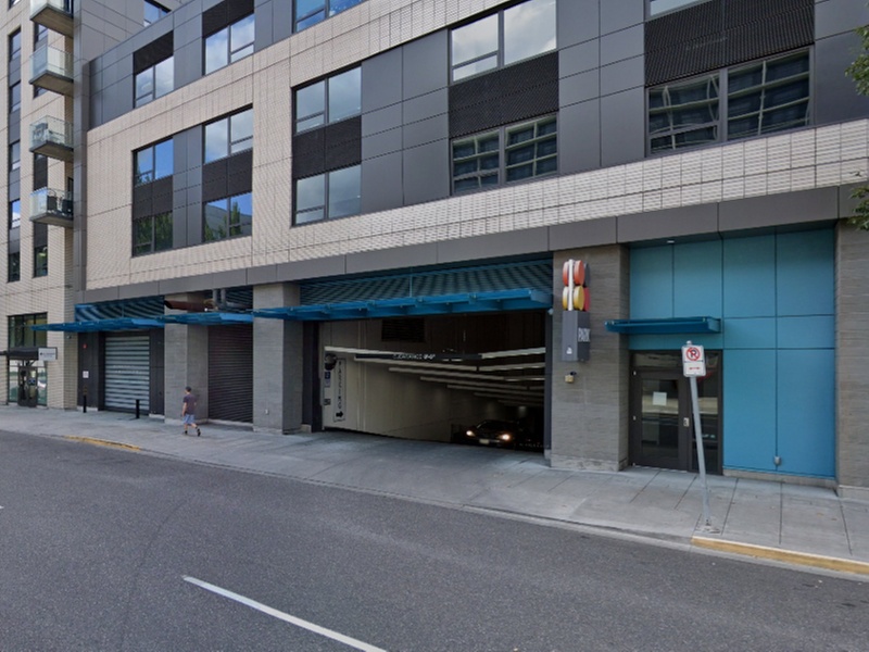 Parking at Hassalo on 8th Garage