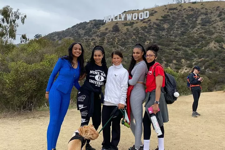 Private Hollywood Sign Hiking Tour with Select Hotel Pickup