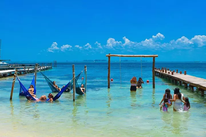 Sail and Snorkel to Isla Mujeres lunch and Drinks.