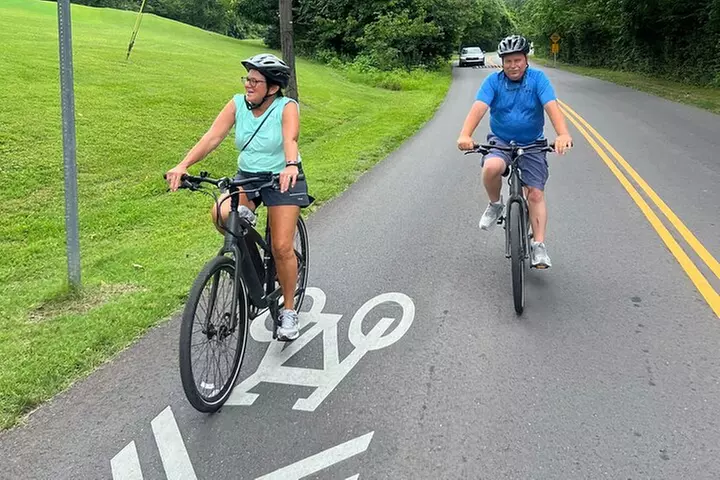 Nashville's Hidden Gems E-bike Tour