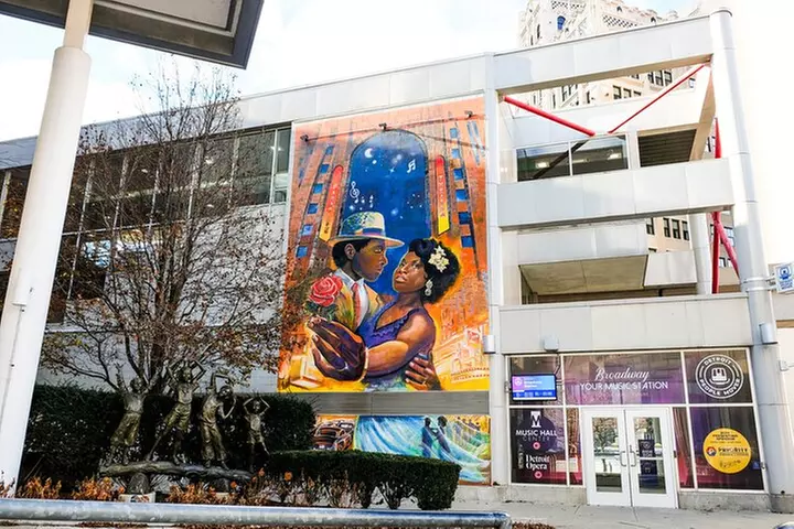 Downtown Detroit's Holiday Sweet Treat & Donut Adventure