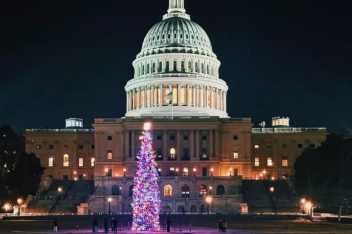 Private Day or Night Tour with 10 Stops, Guide, and Hotel Pick-Up