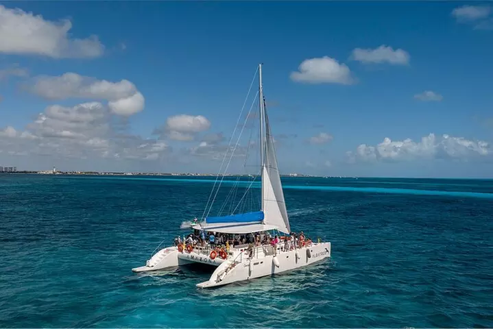 Isla Mujeres Catamaran from playa del carmen Open Bar Beach Club